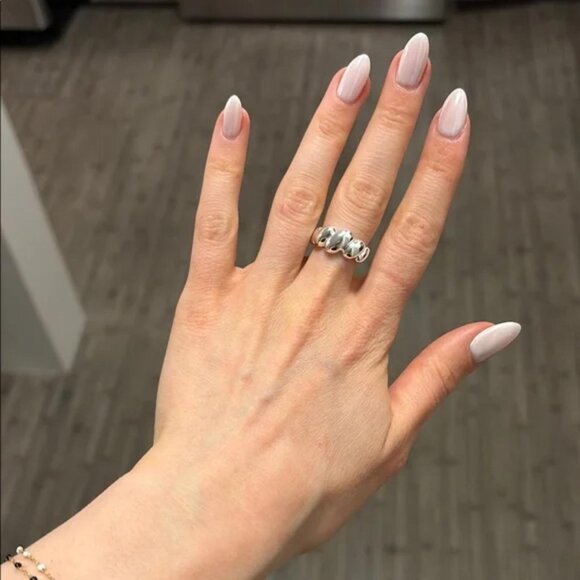 The Isabella Stainless steel silver ring adjustable dainty ridges - Picture 3 of 4